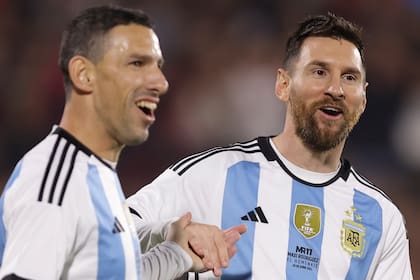 Lionel Messi jugó el sábado en la despedida de Maxi Rodríguez y anotó tres goles