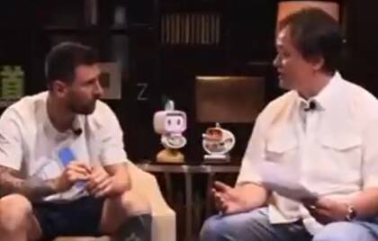Lionel Messi le brindó una entrevista al medio local Titan Sports