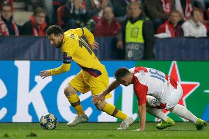 Lionel Messi marcó la diferencia en República Checa, ante Slavia Praga