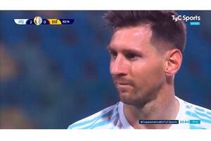 La imagen "premonitoria" de Messi antes de su golazo y la secuencia fotográfica