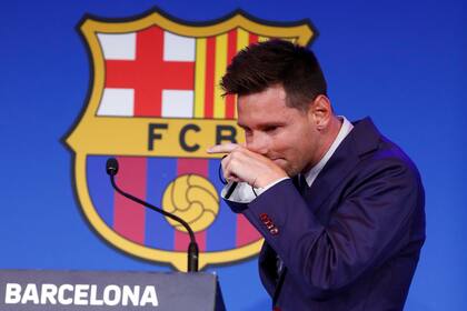 Lionel Messi no pudo evitar el llanto el día de su despedida de Barcelona