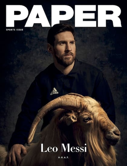 Lionel Messi posó junto a una cabra en la portada de la revista neoyorquina Paper.