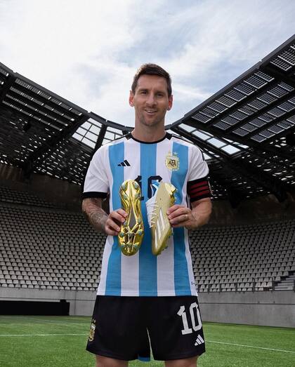 Lionel Messi presentó los botines que utilizará en la Copa del Mundo Qatar 2022; ya los usó ante Emiratos Árabes Unidos