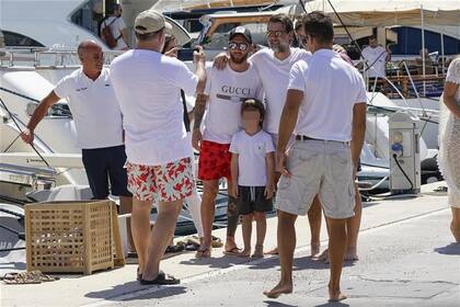 Lionel Messi reapareció en Ibiza con su familia