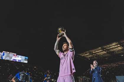 Lionel Messi recibió su octavo Balón de Oro y lo compartió con los fanáticos del Inter Miami