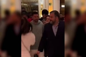 Messi fue al shopping en Miami, los fans lo desbordaron y se vivió un momento incómodo