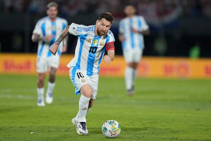 Lionel Messi será titular en la selección argentina para recibir a Perú en la Bombonera