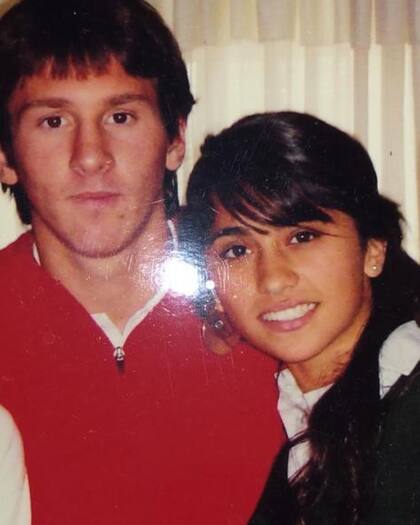 Lionel Messi y Antonela Roccuzzo durante su juventud