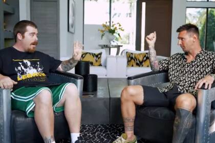Lionel Messi y Migue Granados durante una entrevista (Foto: Captura de video)