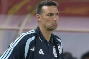 Scaloni no esbozó sonrisas tras el triunfo de Argentina ante un rival "que no conocés tanto"