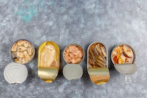 Lo que hay que saber antes de tirar el líquido de las latas de conserva