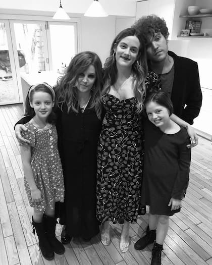 Lisa Marie Presley era madre de cuatro: Riley y Benjamín Keough, Harper Vivienne Ann y Finley Aaron Love Lockwood