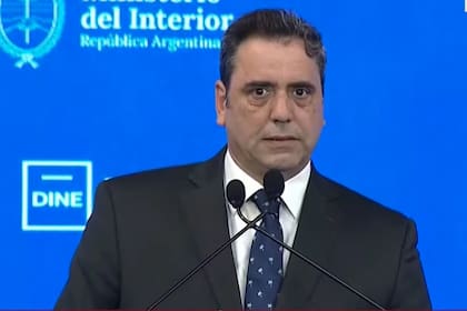 Lisandro Catalán en una conferencia desde el Centro de Cómputos