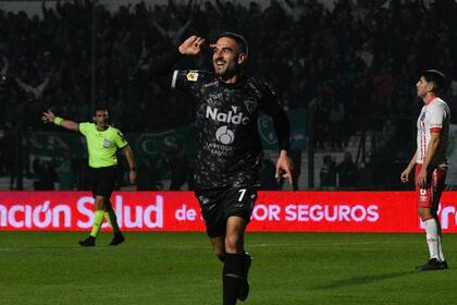 Lisandro López, contra viento y marea