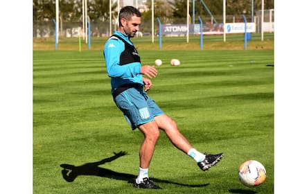 "En los equipos de Sebastián (Beccacece), el 9 no tiene tanto gol", expresó López