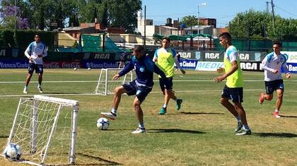 Lisandro López se entrenó a la par de sus compañeros