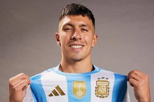 Lisandro Martínez, de frente: “Scaloni siempre dice las cosas que hay que decir... Es difícil imaginarse sin Scaloni”