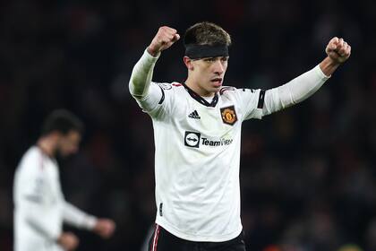 Lisandro Martínez va por su primer título con Manchester United: jugará la final de la EFL Cup contra Newcastle United