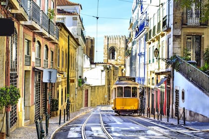 Un país chico y entrañable, donde el tiempo tiene un ritmo propio, más lento que en otras partes.