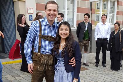 Lisi, junto a su amor alemán.