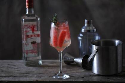 Literario y girly, así de canchero es este trago a base de gin