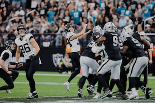 Little de Jaguars logra gol de campo de 68 yardas y rompe récord de NFL