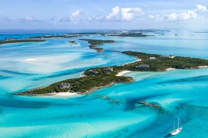Little Pipe Cay se ubica a poco más de 400 kilómetros de Miami, Florida