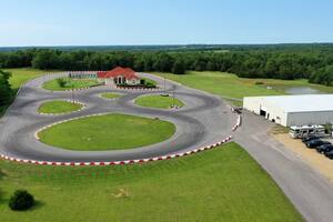 Little Talladega o “Drift Mansion” el Airbnb temático para los fanáticos de los autos