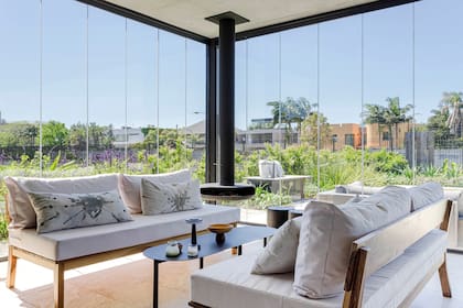 LIVING Casa en Barrio Los Cardos Estudio MMS