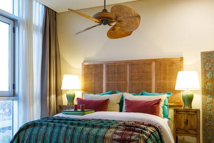 Ventilador 'Casablanca' color miel, con hojas de ratán artesanales (Desde Asia). Además de confort, una imagen que transporta.