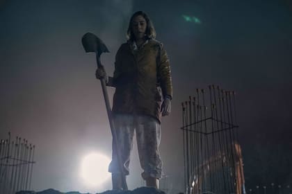 Lizzy Caplan como Annie Wilkes en Castle Rock