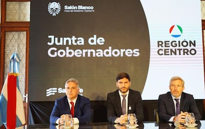 Llaryora, Pullaro y Frigerio se reunieron en Santa Fe