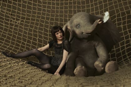 Eva Green interpreta a la trapecista Colette Marchante en Dumbo