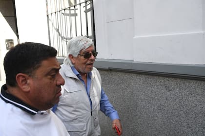 Llega Hugo Moyano a la sede de UPCN para la reunión de la mesa chica de la CGT