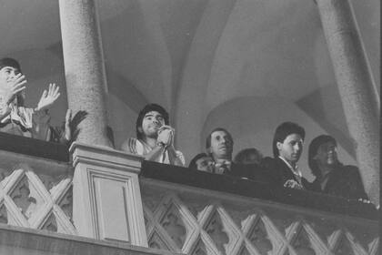 En el balcón de la Casa Rosada: Maradona, Bilardo y Pedro Damián Monzón