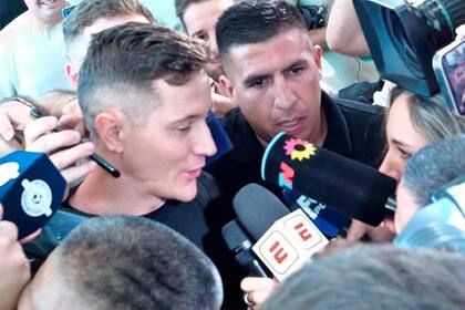 Llegada a Ezeiza de Ander Herrera, nueva incorporación de Boca Juniors.