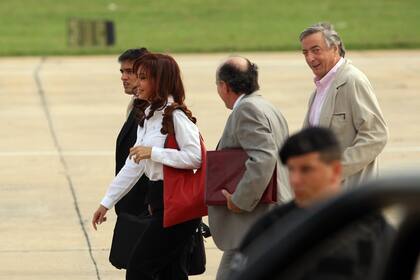 Llegada al Aeroparque Jorge Newbery de Cristina Fernandez de Kirchner junto a su esposo, procedentes del Calafate el 16 de marzo de 2009