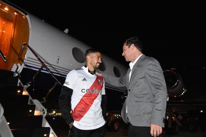 Llegada de Manuel Lanzini con Jorge Brito, una de las apuestas de River