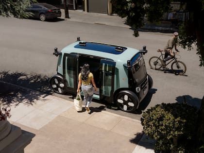 Llegan a Dallas los robotaxis de Amazon