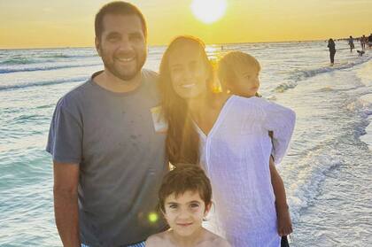 Llegaron a Florida a finales del 2021 y creyeron que muy pronto encontrarían un grupo de pertenencia, al fin y al cabo, aquella zona estadounidense tenía una gran comunidad latina: “La realidad fue muy diferente”.