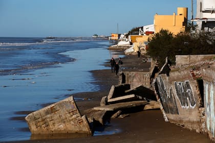 "Lo peor esta vez fue una gran crecida, por suerte sin tanta energía en el oleaje", contó Walter Natalizia, secretario de Planeamiento, Infraestructura y Medio Ambiente del partido de La Costa