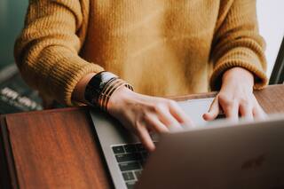 Elecciones 2023: cómo verificar una foto falsa