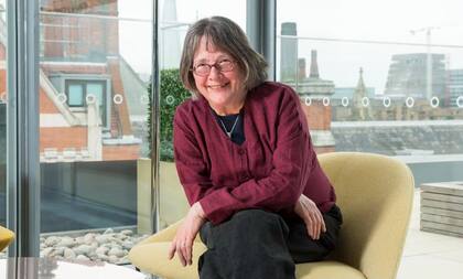 "Lo que le ha pasado a Martin con 'Game of Thrones' ha sido muy curioso: eso de que la serie se adelantara a sus novelas, que no haya acabado la historia, que haya fans que lo troleen por ello", reflexiona Tuttle. "Del mundo del que venimos, la idea de que un libro de ciencia ficción, fantasía o terror fuera un best seller parecía ridícula"