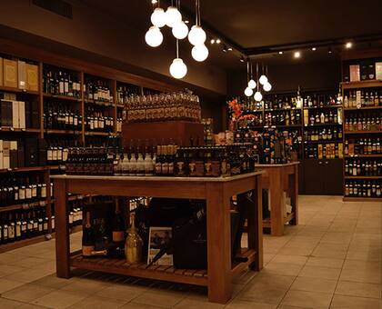 Lo que necesites para un buen cocktail está en Frappé