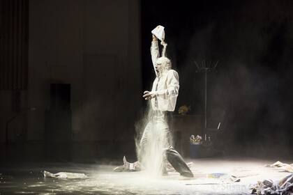 Loco Brusca - Mr. X, de España y Argentina