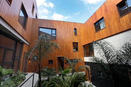 Locus Solus abrirá sus puertas solo para albergar adultos