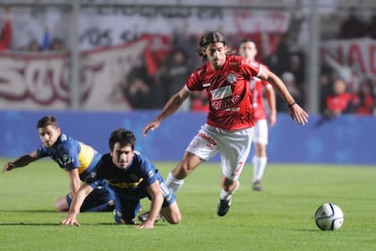 Lodeiro se lesionó en el partido ante Huracán Las Heras