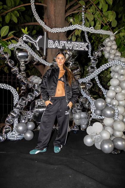 Lola Latorre, canchera en la fiesta de PUMA.