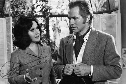 Lolita Torres y Jorge Barreiro en una escena del film Joven, viuda y estanciera, un típico exponente del cine familiar