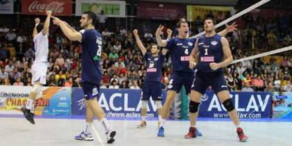 Lomas dio el golpe en Resistencia ante Sarmiento